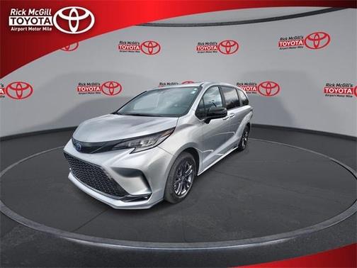 2025 Toyota Sienna XSE 7 Passenger