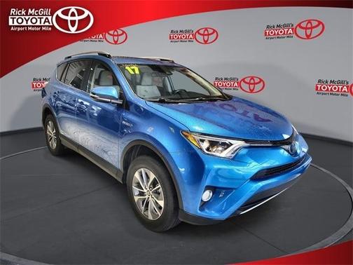 2017 Toyota RAV4 Hybrid XLE