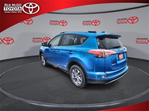 2017 Toyota RAV4 Hybrid XLE