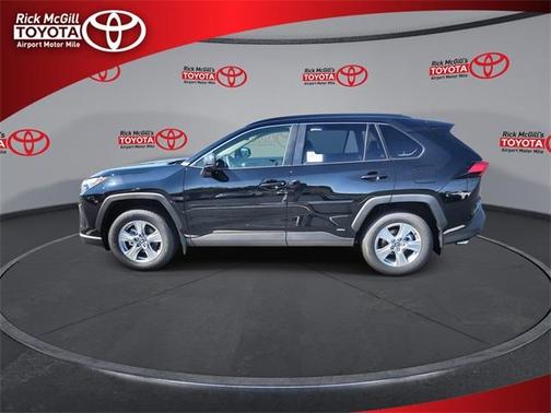2025 Toyota RAV4 Hybrid LE