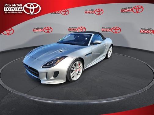 2017 Jaguar F-TYPE R