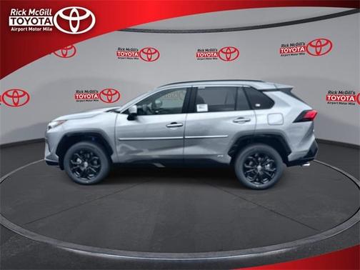 2025 Toyota RAV4 Hybrid SE