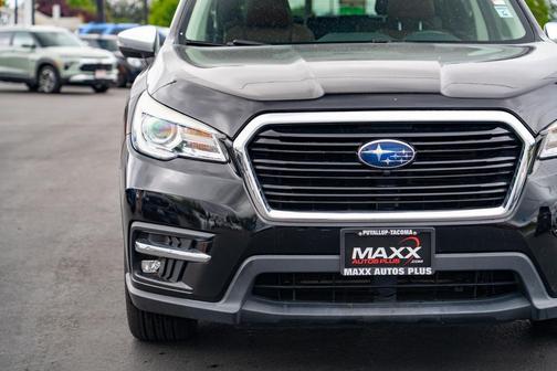 Crystal Black Silica 2019 Subaru Ascent Touring 7-Passenger