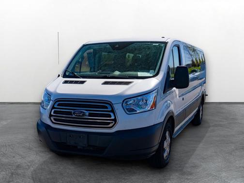 2017 Ford Transit-350 XLT