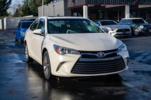 2017 Toyota Camry XLE