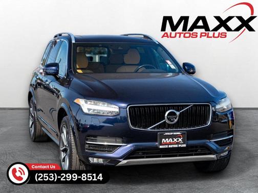 2017 Volvo XC90 T6 Momentum