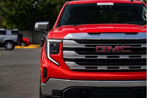 2023 GMC Sierra 1500 SLE