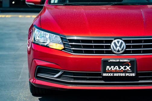 2019 Volkswagen Passat 2.0T Wolfsburg Edition