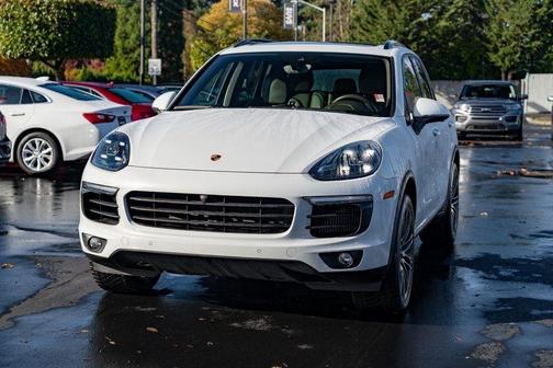2016 Porsche Cayenne Cayenne