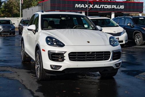 2016 Porsche Cayenne Cayenne