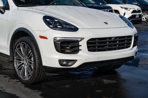 2016 Porsche Cayenne Cayenne