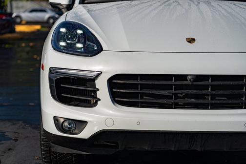 2016 Porsche Cayenne S