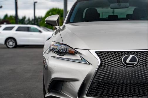 2016 Lexus IS 350 Base