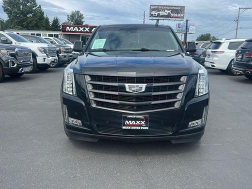 Shadow Metallic 2019 Cadillac Escalade Platinum