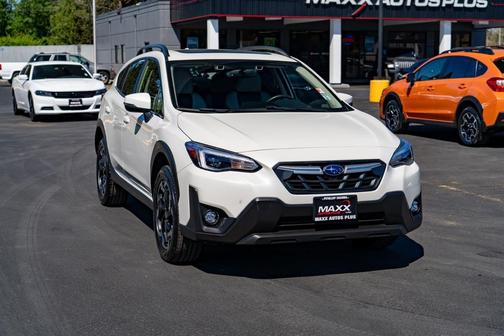Crystal White Pearl 2021 Subaru Crosstrek Limited