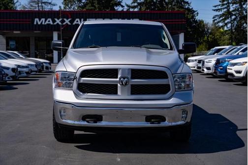 2017 RAM 1500 SLT