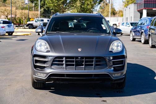 Volcano Grey Metallic 2018 Porsche Macan Macan Turbo
