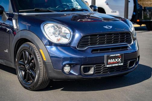 2011 MINI Cooper S Countryman Base