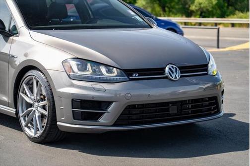 2017 Volkswagen Golf R 2.0T DSG