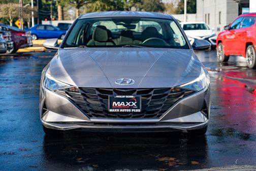 2021 Hyundai ELANTRA SE