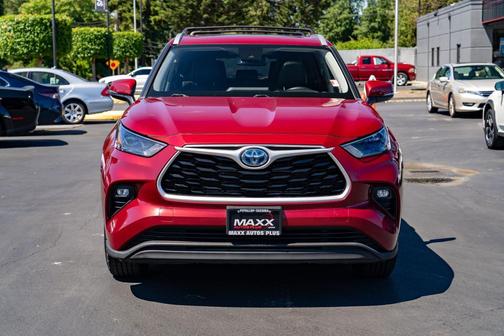 Ruby Flare Pearl 2022 Toyota Highlander Hybrid XLE