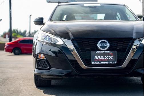 2020 Nissan Altima SR FWD