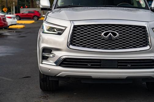 2018 INFINITI QX80 Base