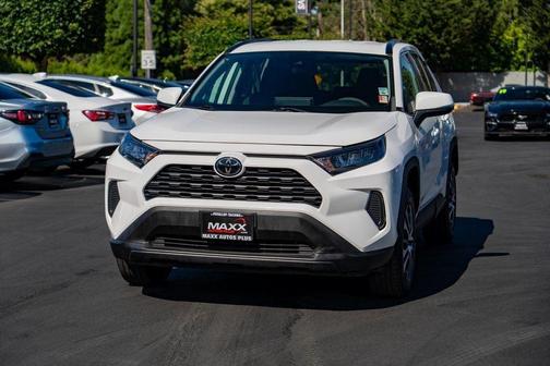 2021 Toyota RAV4 LE