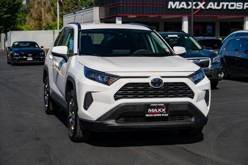 2021 Toyota RAV4 LE