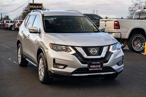 2017 Nissan Rogue SV