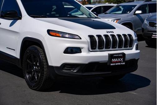 2015 Jeep Cherokee Sport