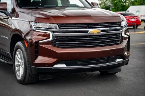 2022 Chevrolet Suburban LT