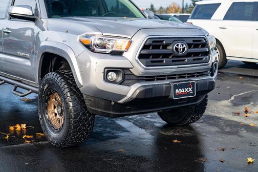 2016 Toyota Tacoma SR5