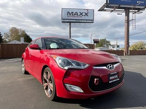 Photo 1 of 10 of 2013 Hyundai Veloster Base