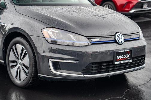 2016 Volkswagen e-Golf SEL Premium