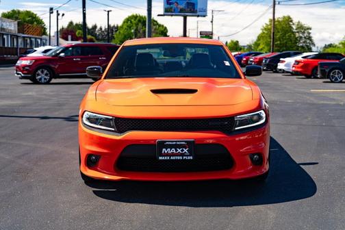 Go Mango 2022 Dodge Charger GT