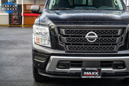 2021 Nissan Titan SV