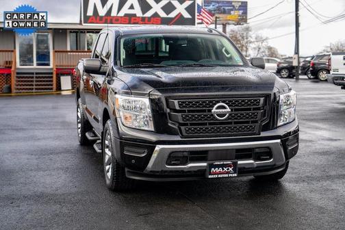 2021 Nissan Titan SV