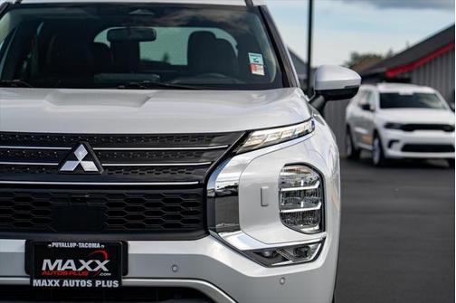 2023 Mitsubishi Outlander SE 2.5 S-AWC