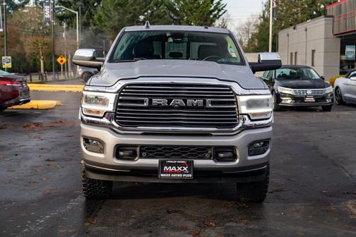 2020 RAM 2500 Laramie Crew Cab 4X4 8' Box