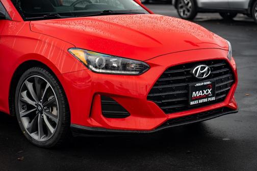 2021 Hyundai Veloster 2