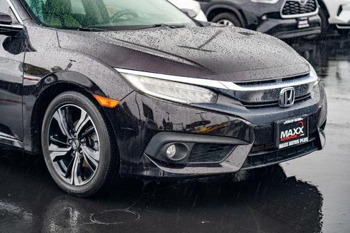 2017 Honda Civic Touring