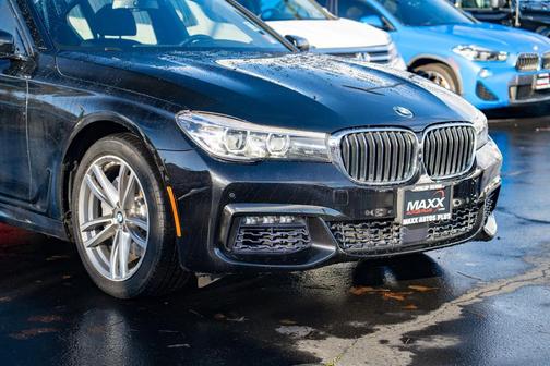 2017 BMW 740e xDrive iPerformance