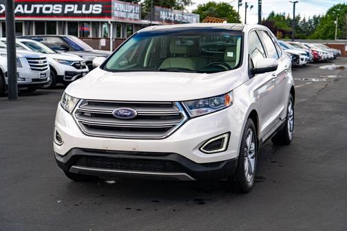 White Platinum Metallic Tri-Coat 2016 Ford Edge Titanium