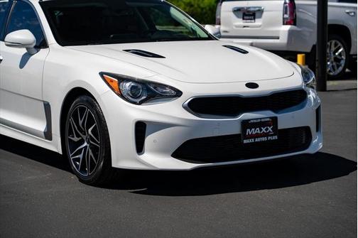 2018 Kia Stinger Base