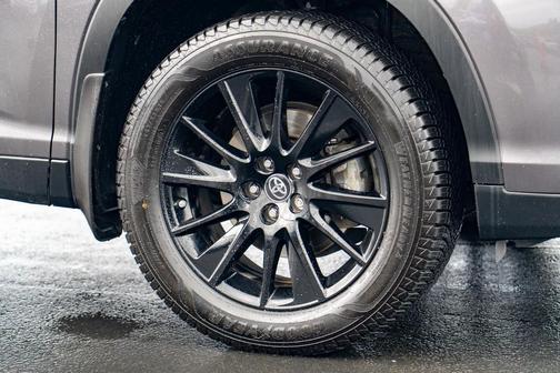Predawn Gray Mica 2019 Toyota Highlander SE