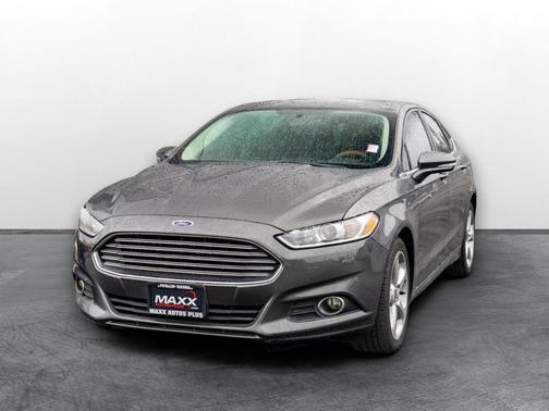 Magnetic 2016 Ford Fusion SE