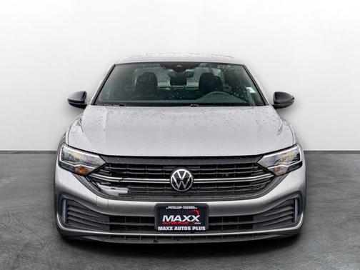 Pyrite Silver Metallic 2024 Volkswagen Jetta 1.5T Sport