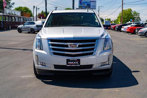 Radiant Silver Metallic 2020 Cadillac Escalade ESV Luxury