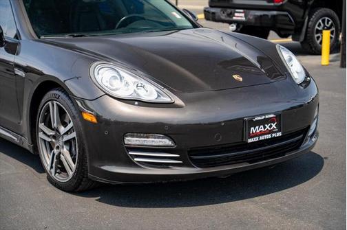 2013 Porsche Panamera 4